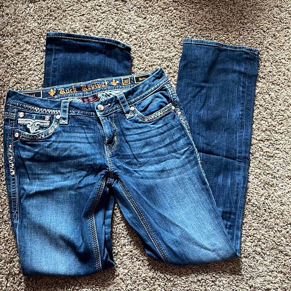 Rock Revival 30x35 lightly worn